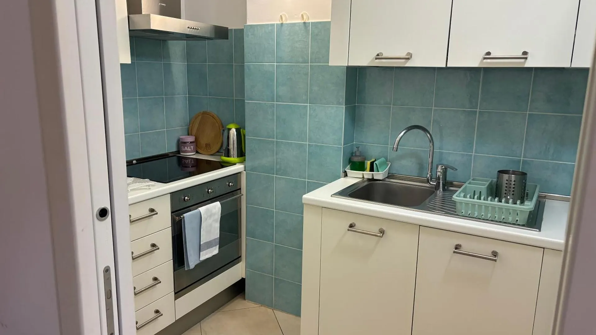 Ashur Apartments Mondello Feriehus