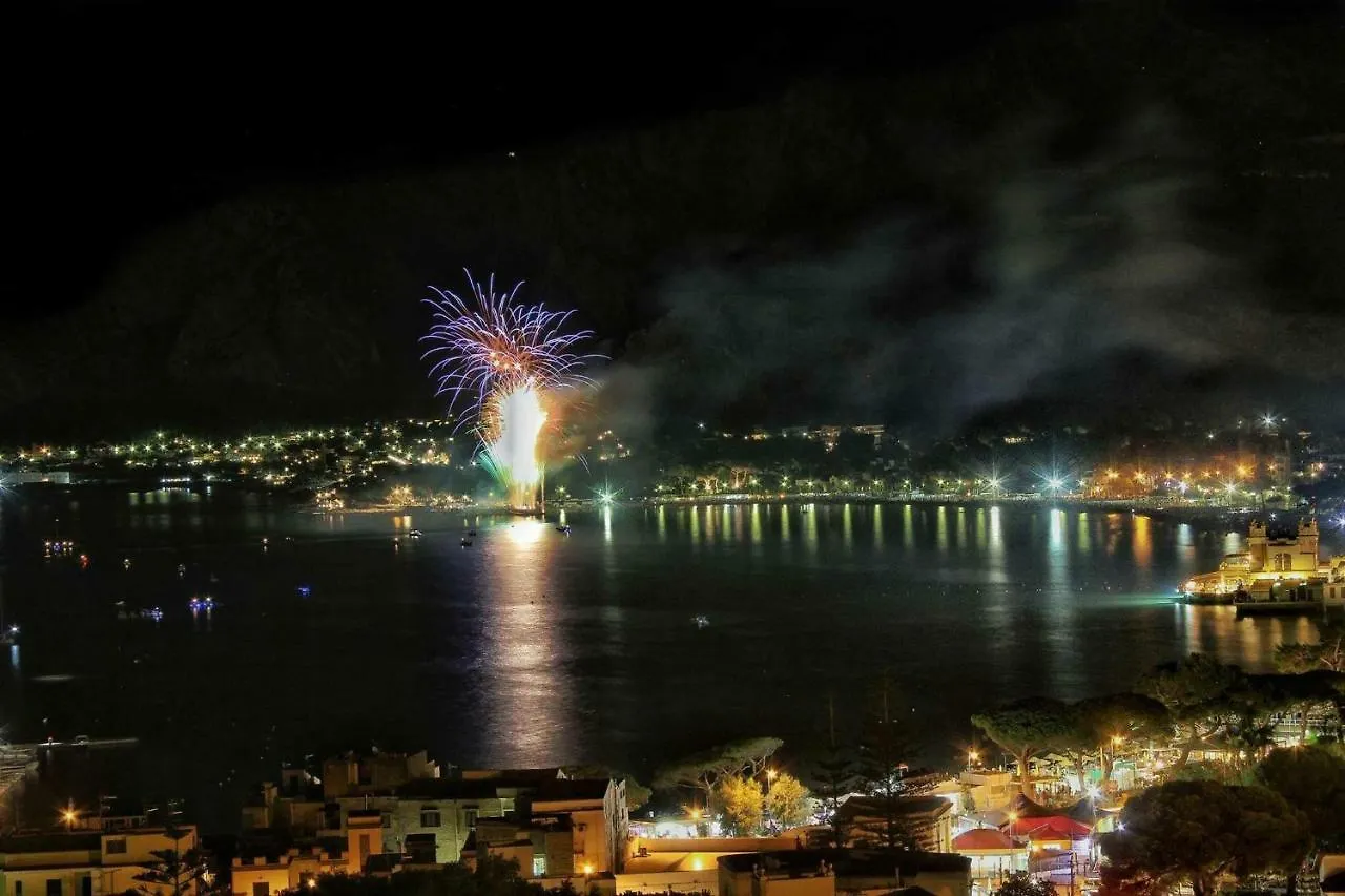 Ashur Apartments Mondello 0*,  Italy
