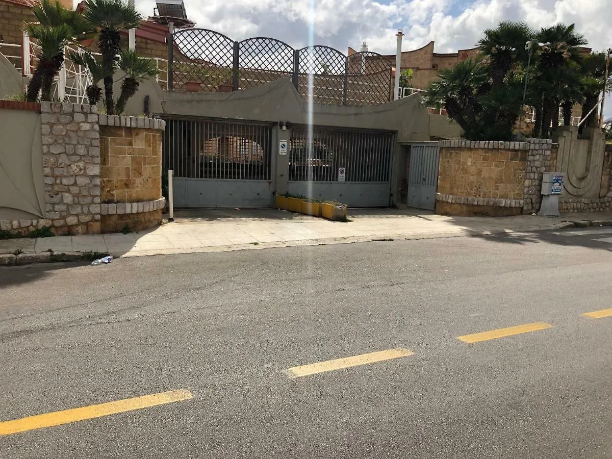 Ashur Apartments Mondello Holiday home