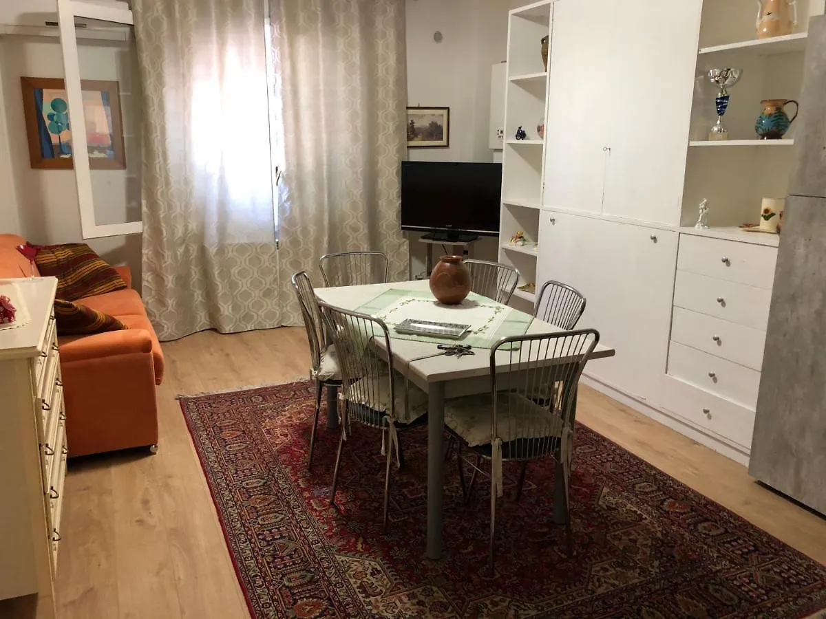 Ashur Apartments Mondello 0*,