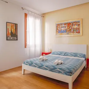 ca-venissa.hotelslidodijesolo.com/