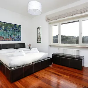 st-peter-terrace-apartment.it-romehotels.com/
