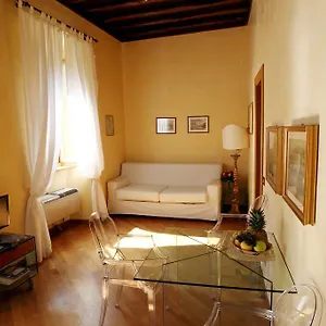 https://pellegrino-105.it-romehotels.com